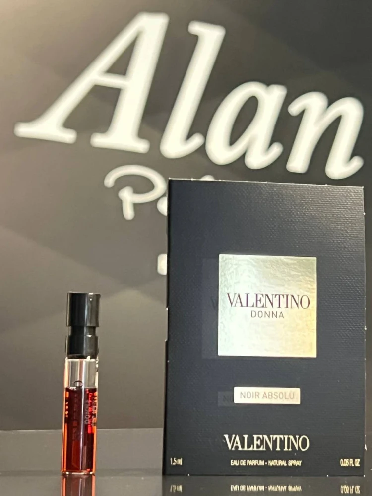 Valentino Donna Noir Absolu Eau De Parfum 1.5 ML