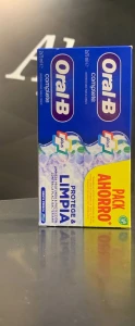 Oral B pasta de dientes 2X75 ml. Complete protege y limpia menta fresca.