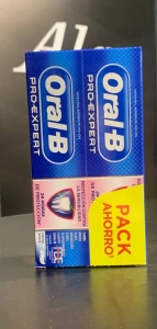 Oral-B Pro-Expert Sensitive & Gentle Whitening Toothpaste 75ml x2