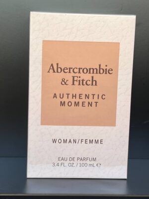 Abercrombie & Fitch 
Authentic Moment