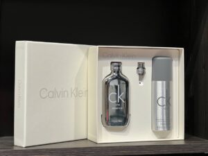 CK ONE ESSENCE SET PARFUM INTENSE 100ML + CK ONE 150ML DEO SPRAY